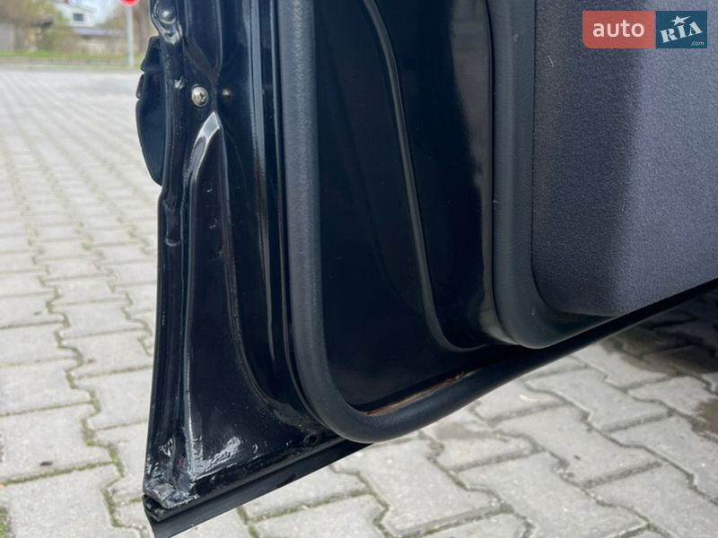 Седан Mercedes-Benz E-Class 2000 в Хмельницком