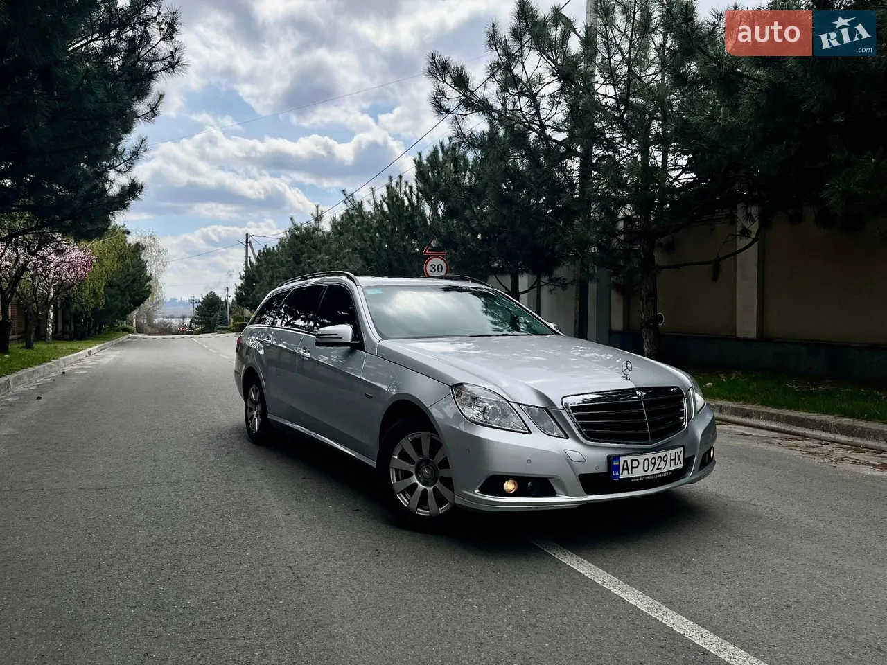 2010 Mercedes-Benz E-klasse - мініатюра 22