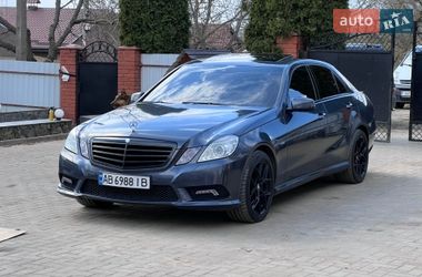 Седан Mercedes-Benz E-Class 2011 в Виннице