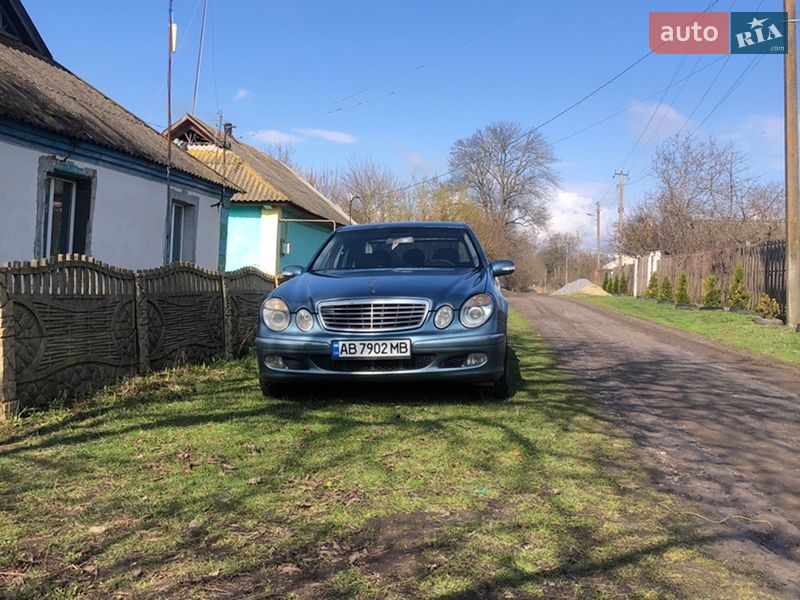 Седан Mercedes-Benz E-Class 2002 в Виннице