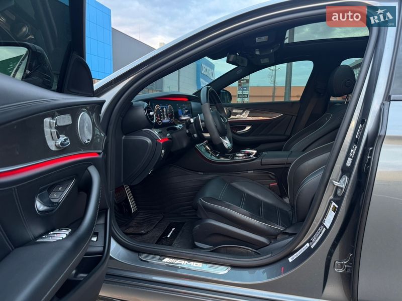 Седан Mercedes-Benz E-Class 2017 в Киеве
