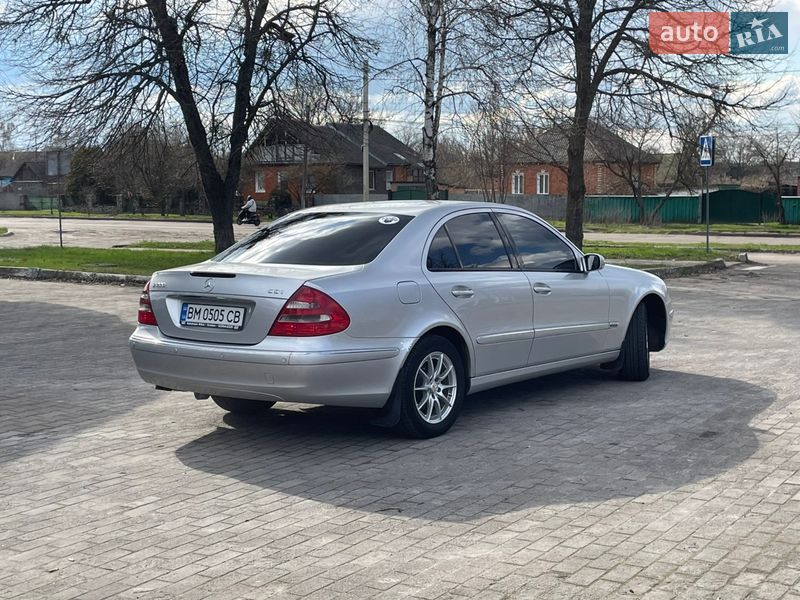 Седан Mercedes-Benz E-Class 2002 в Лебедині