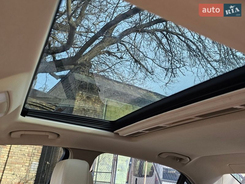 Седан Mercedes-Benz E-Class 2012 в Києві