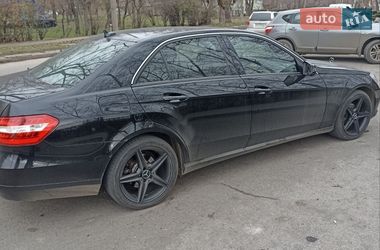 Седан Mercedes-Benz E-Class 2011 в Запорожье