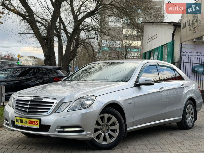 Mercedes-Benz E-Class 2010