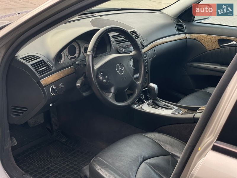 Седан Mercedes-Benz E-Class 2006 в Стрые фото 5 Седан Mercedes-Benz E-Class 2006 в Стрые