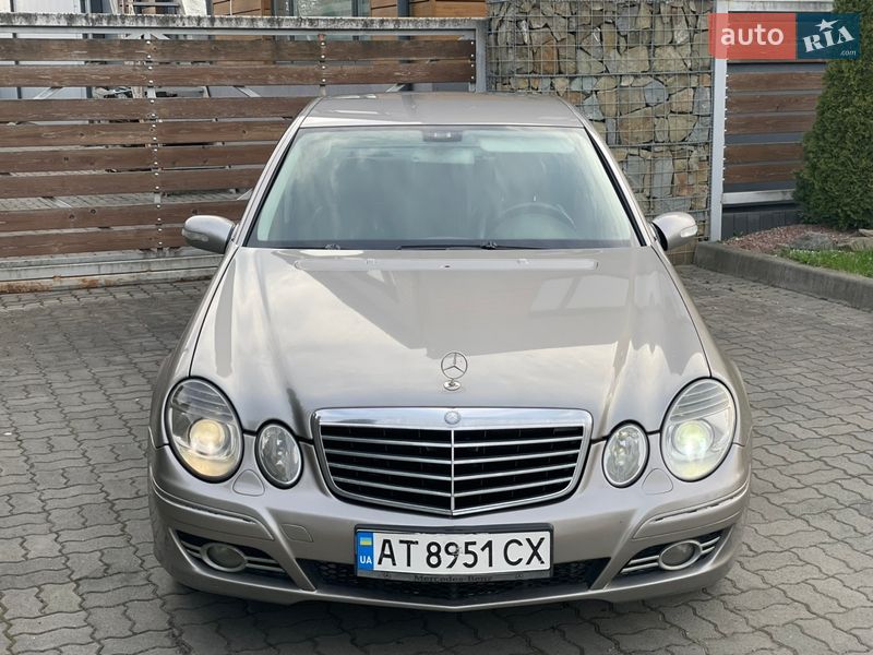 Седан Mercedes-Benz E-Class 2006 в Стрые фото 30 Седан Mercedes-Benz E-Class 2006 в Стрые
