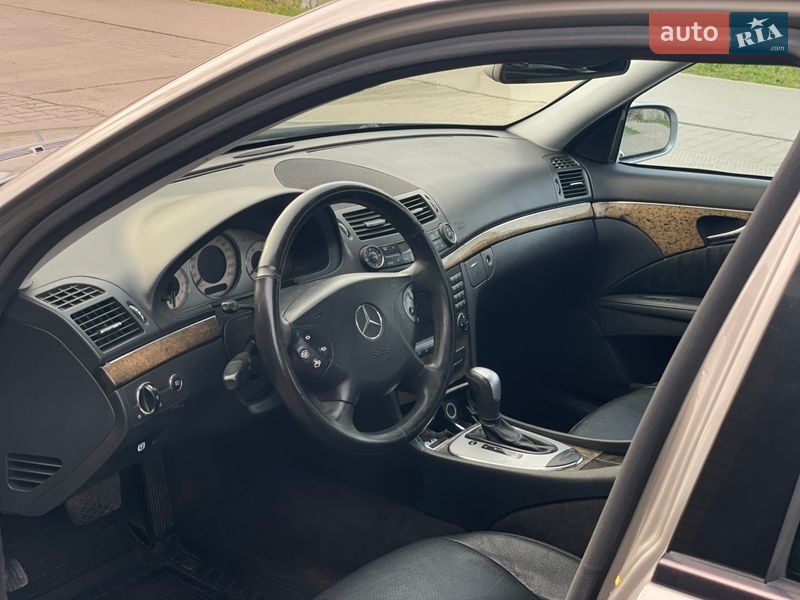 Седан Mercedes-Benz E-Class 2006 в Стрые фото 50 Седан Mercedes-Benz E-Class 2006 в Стрые