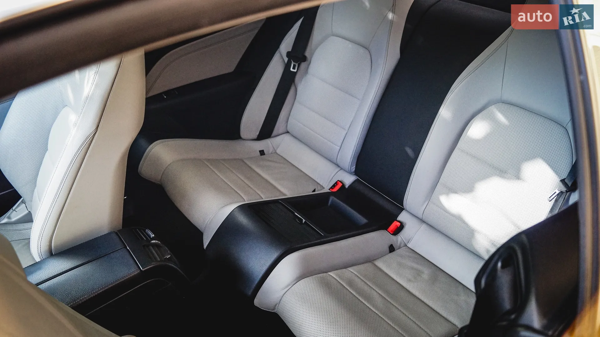 2013 Mercedes-Benz E-klasse - мініатюра 21