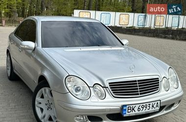 Седан Mercedes-Benz E-Class 2002 в Володимирці