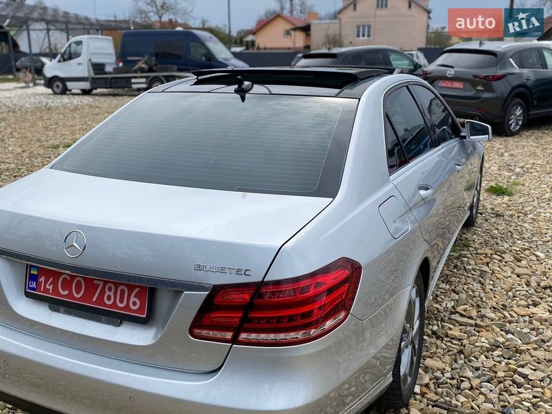 Седан Mercedes-Benz E-Class 2013 в Самборі