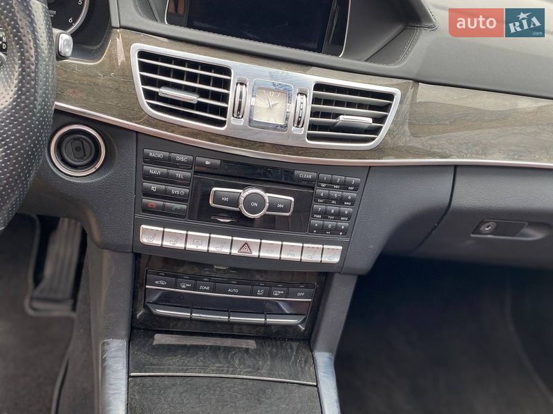 Седан Mercedes-Benz E-Class 2013 в Самборі