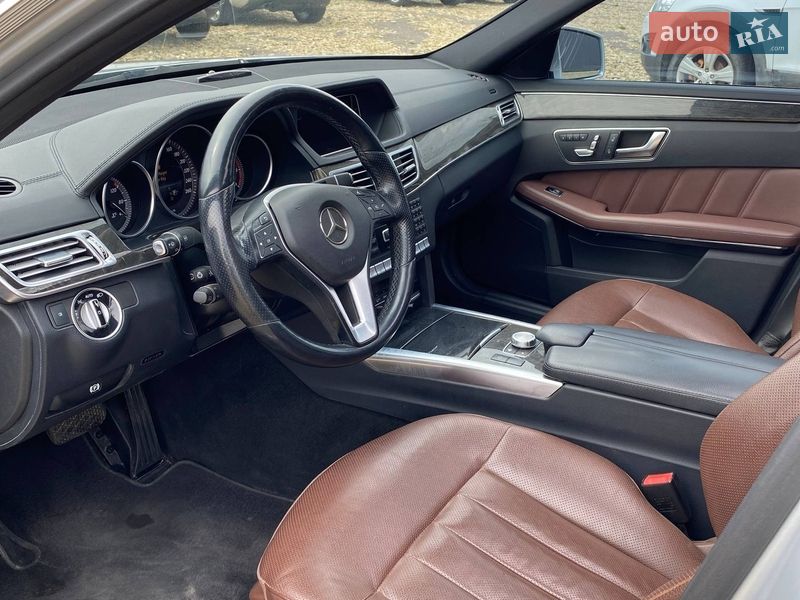 Седан Mercedes-Benz E-Class 2013 в Самборі
