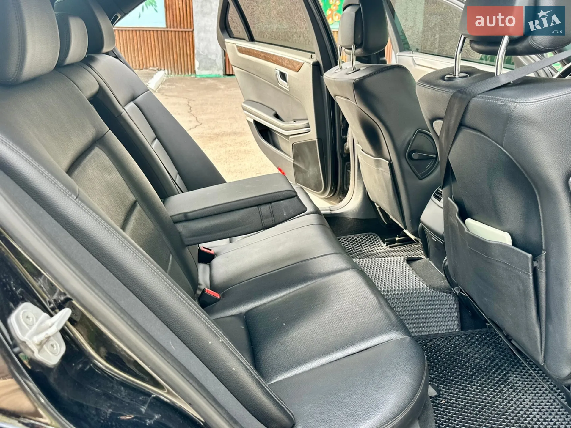 2010 Mercedes-Benz E-klasse - мініатюра 27