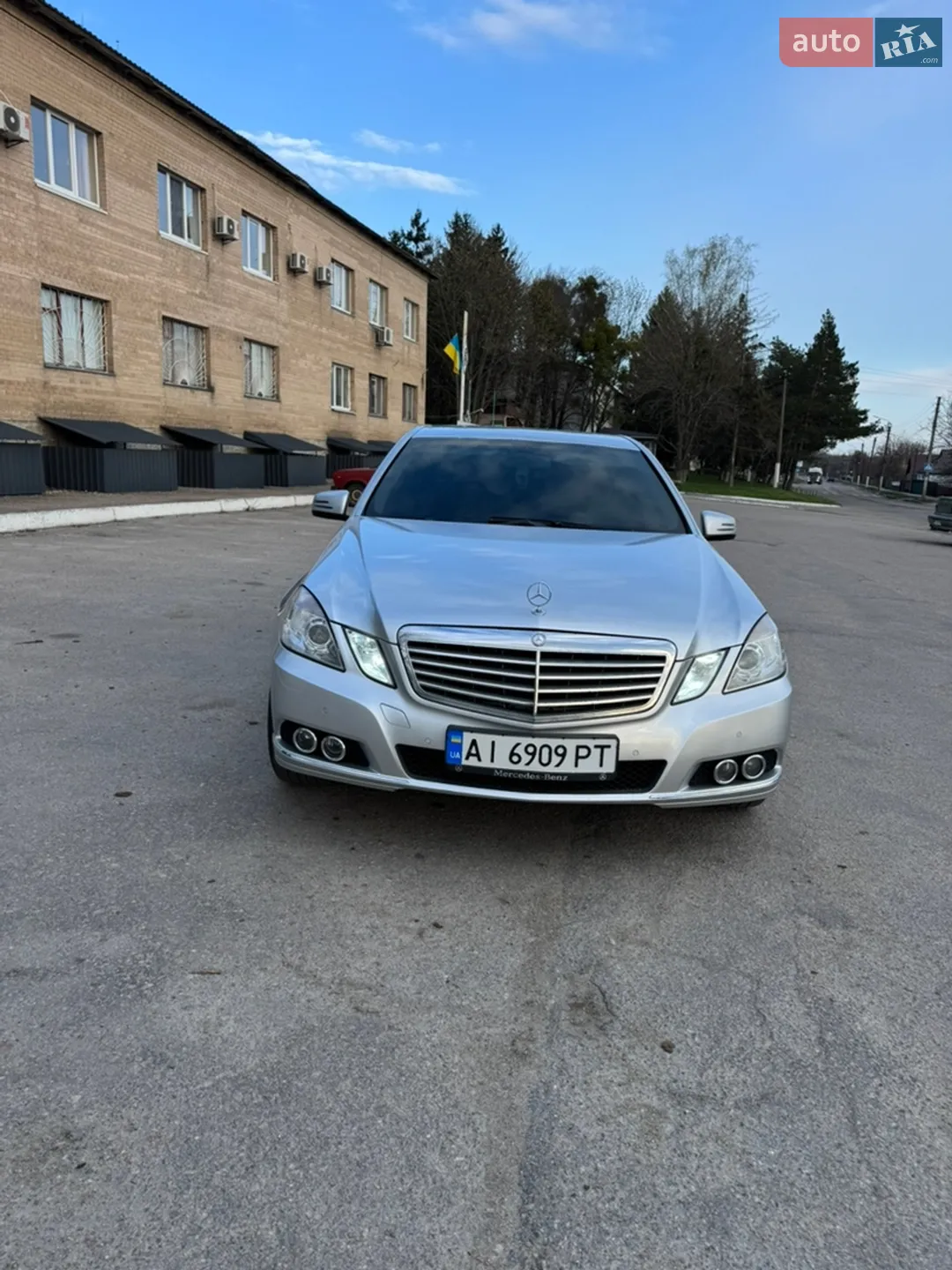 2011 Mercedes-Benz E-klasse - мініатюра 4