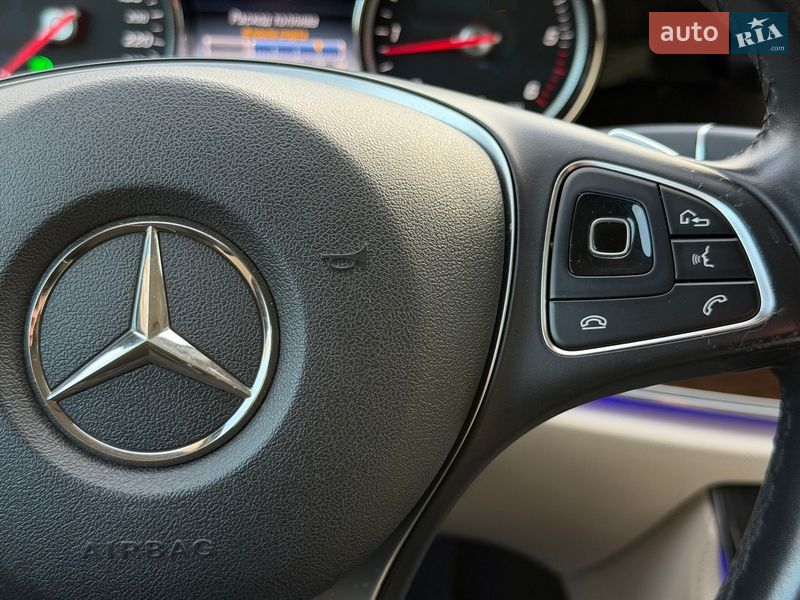 Седан Mercedes-Benz E-Class 2016 в Киеве
