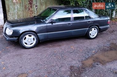 Седан Mercedes-Benz E-Class 1994 в Виннице