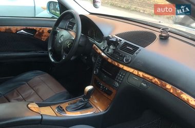Седан Mercedes-Benz E-Class 2002 в Вінниці