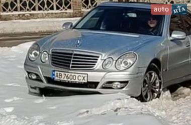 Седан Mercedes-Benz E-Class 2007 в Виннице