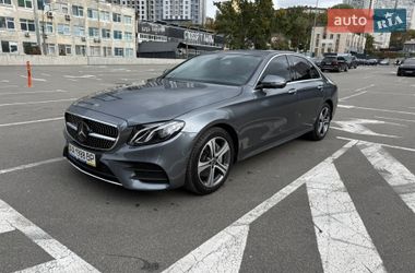 Седан Mercedes-Benz E-Class 2019 в Києві