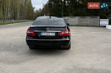 Седан Mercedes-Benz E-Class 2011 в Вышгороде
