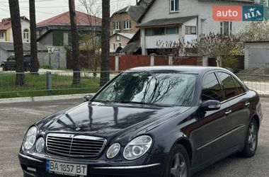 Седан Mercedes-Benz E-Class 2004 в Києві