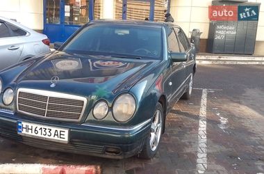 Седан Mercedes-Benz E-Class 1996 в Одесі