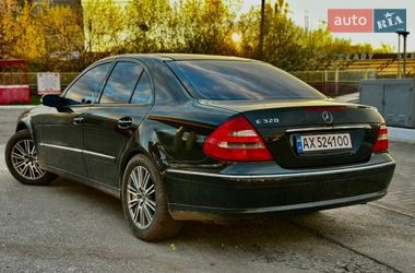Седан Mercedes-Benz E-Class 2003 в Харькове