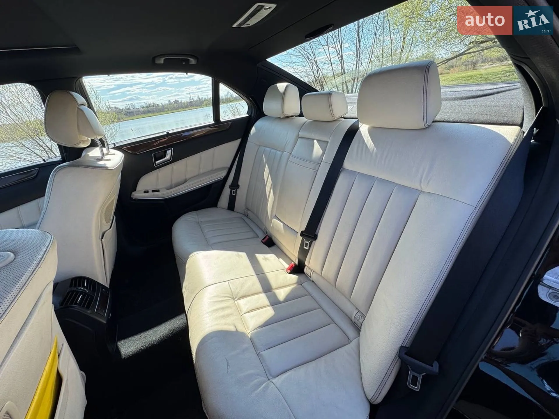 2013 Mercedes-Benz E-klasse - мініатюра 22