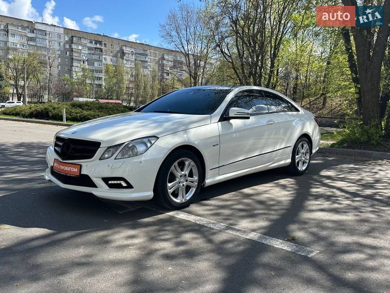 Mercedes-Benz E-Class 2010