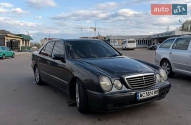 Седан Mercedes-Benz E-Class 2001 в Ратным