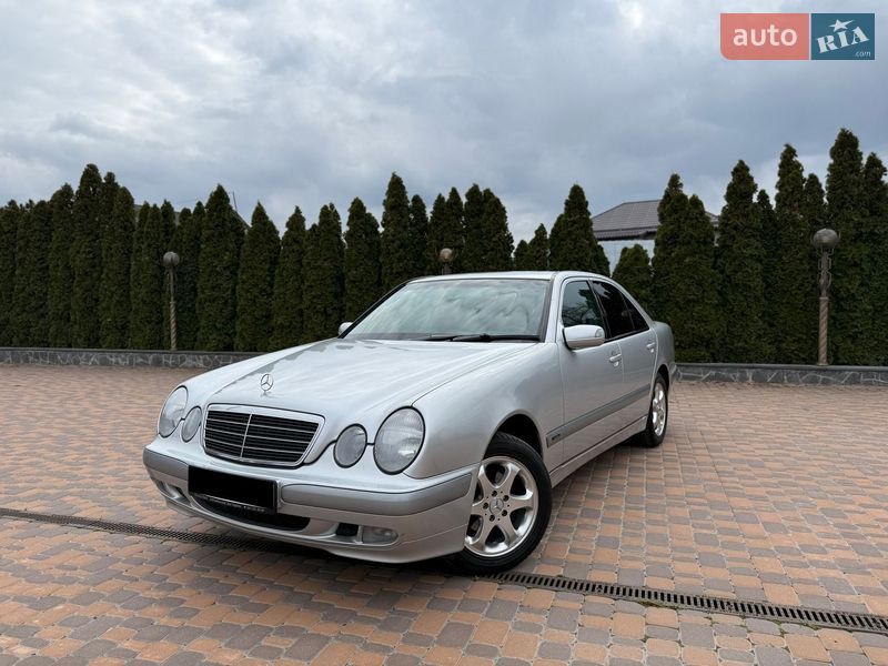 Mercedes-Benz E-Class 2000
