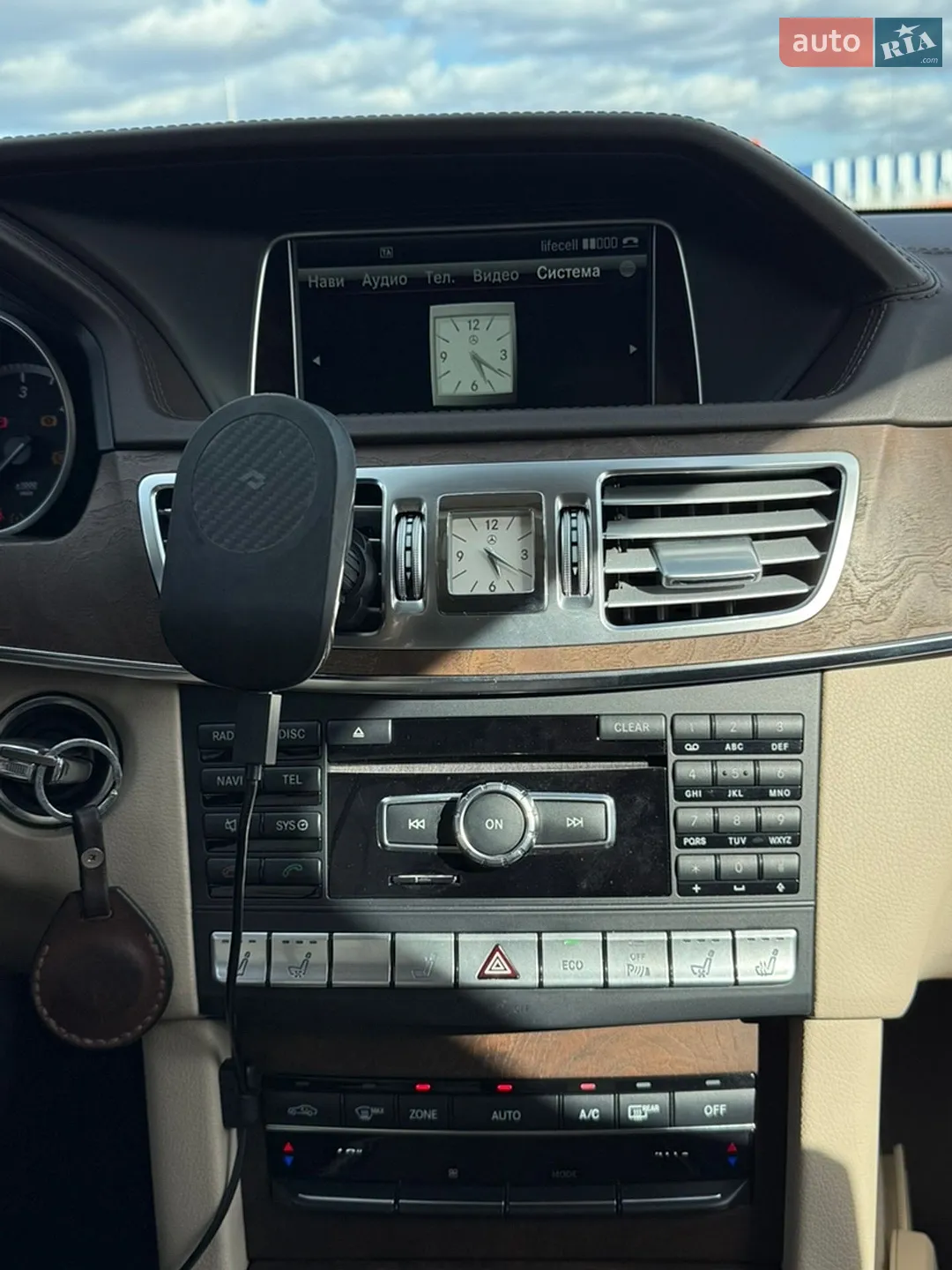 2013 Mercedes-Benz E-klasse - мініатюра 15