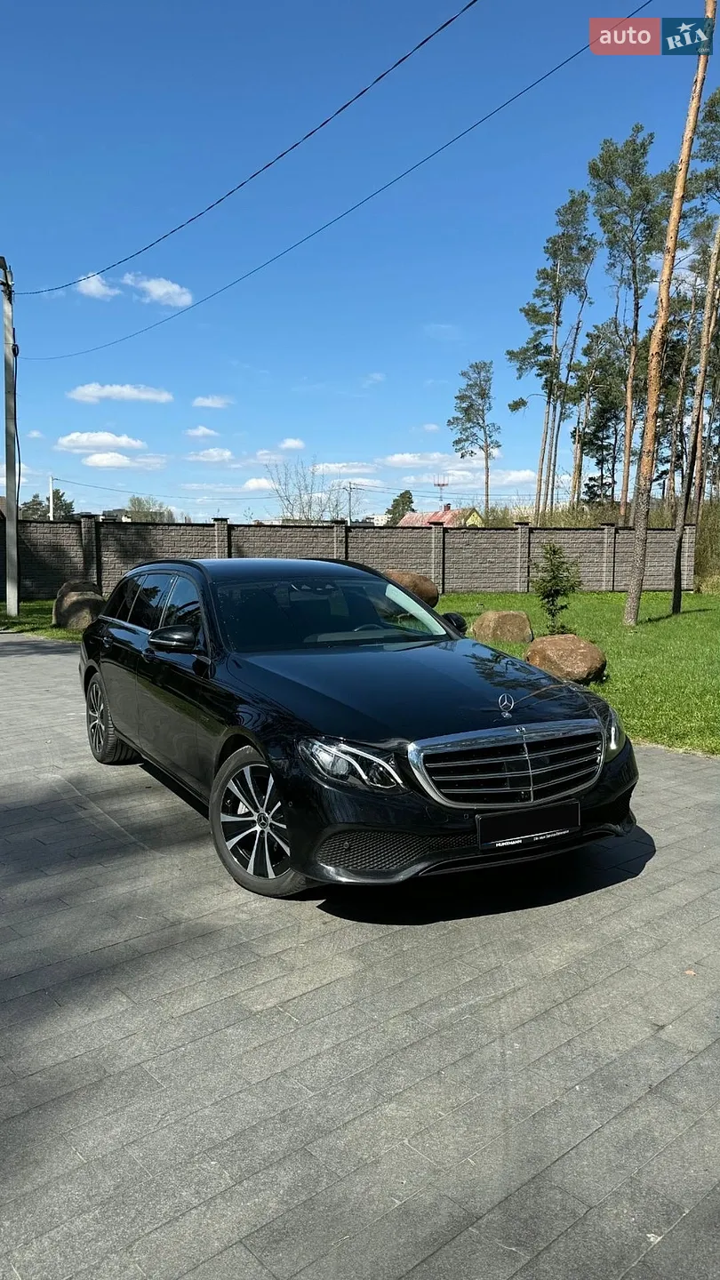 2019 Mercedes-Benz E-klasse - фото 1