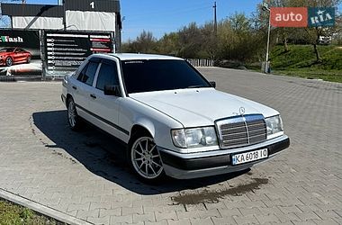 Седан Mercedes-Benz E-Class 1989 в Ватутіному