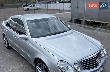Седан Mercedes-Benz E-Class 2003 в Києві