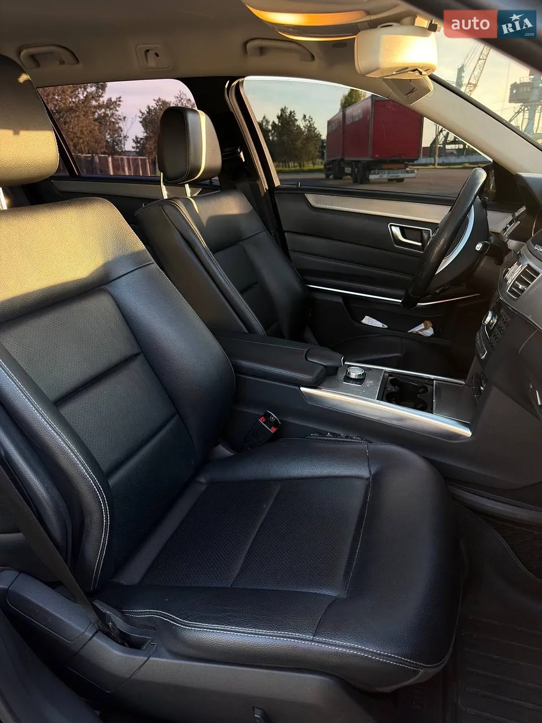 Mercedes-Benz E-Class 2013 VIN WDD2122981A891816 фото оголошення 4 з 9
