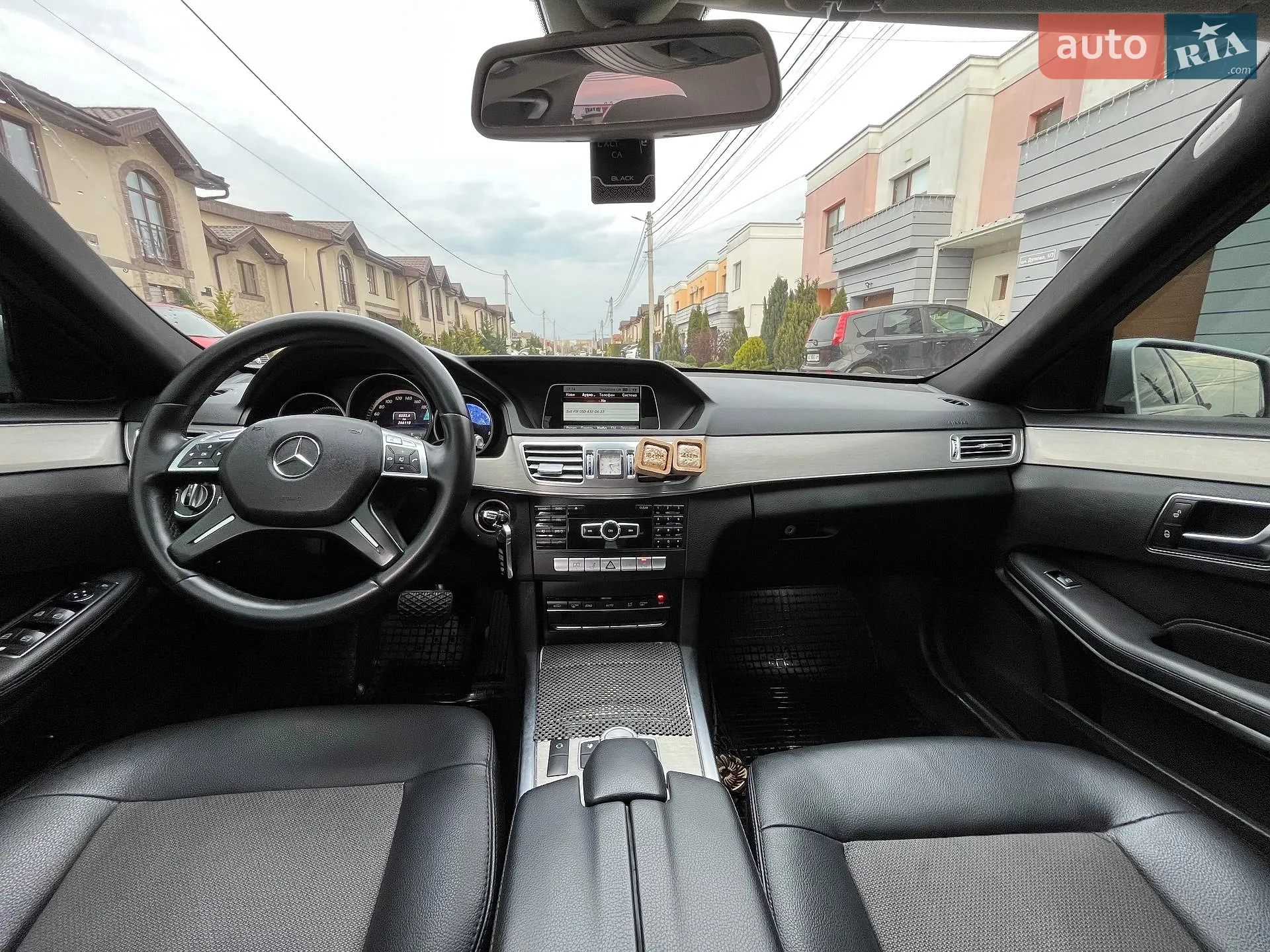2013 Mercedes-Benz E-klasse - мініатюра 13