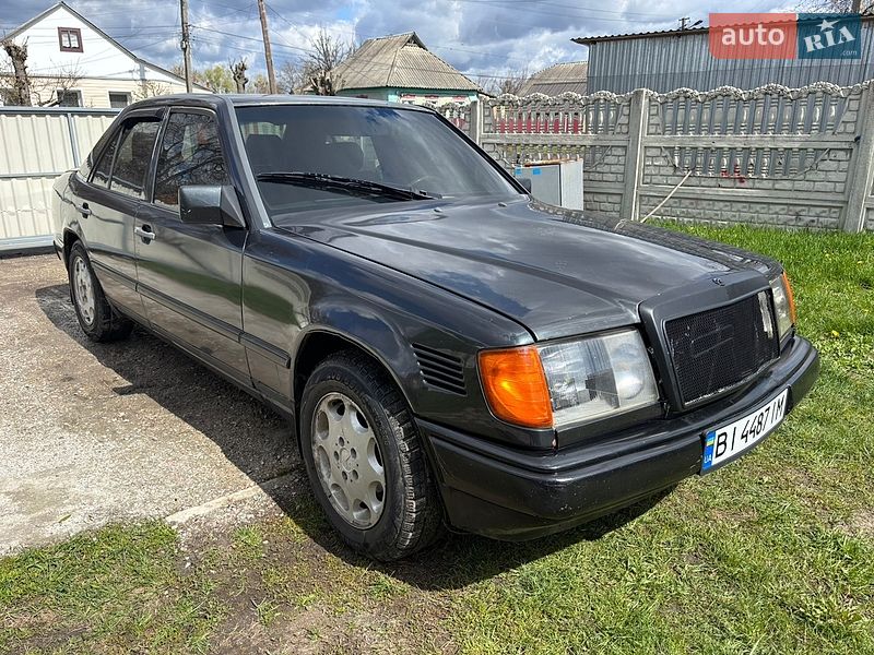 Mercedes-Benz E-Class 1986