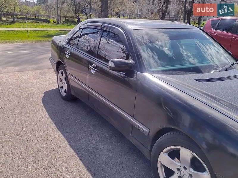 Mercedes-Benz E-Class 2000 VIN WDB2100061B193265 фото оголошення 2 з 39