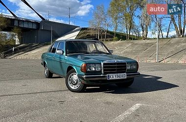 Седан Mercedes-Benz E-Class 1984 в Белой Церкви
