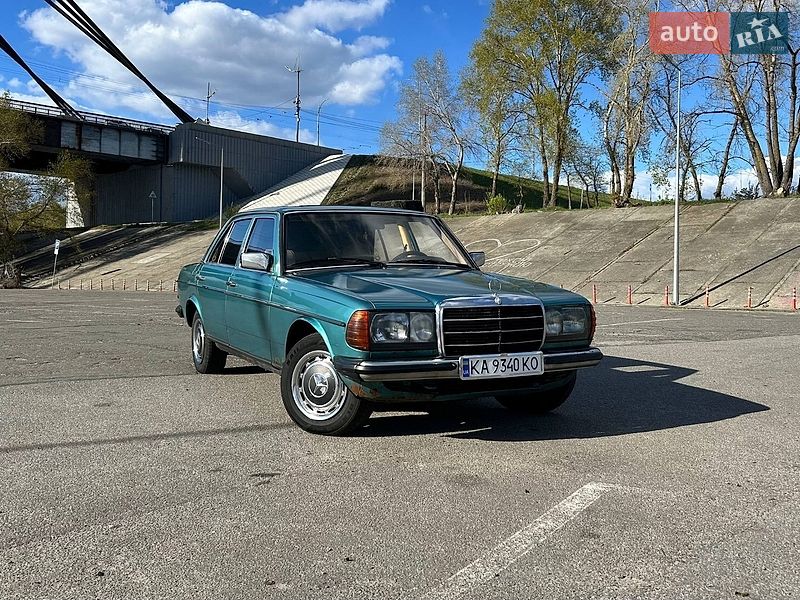 Mercedes-Benz E-Class 1984