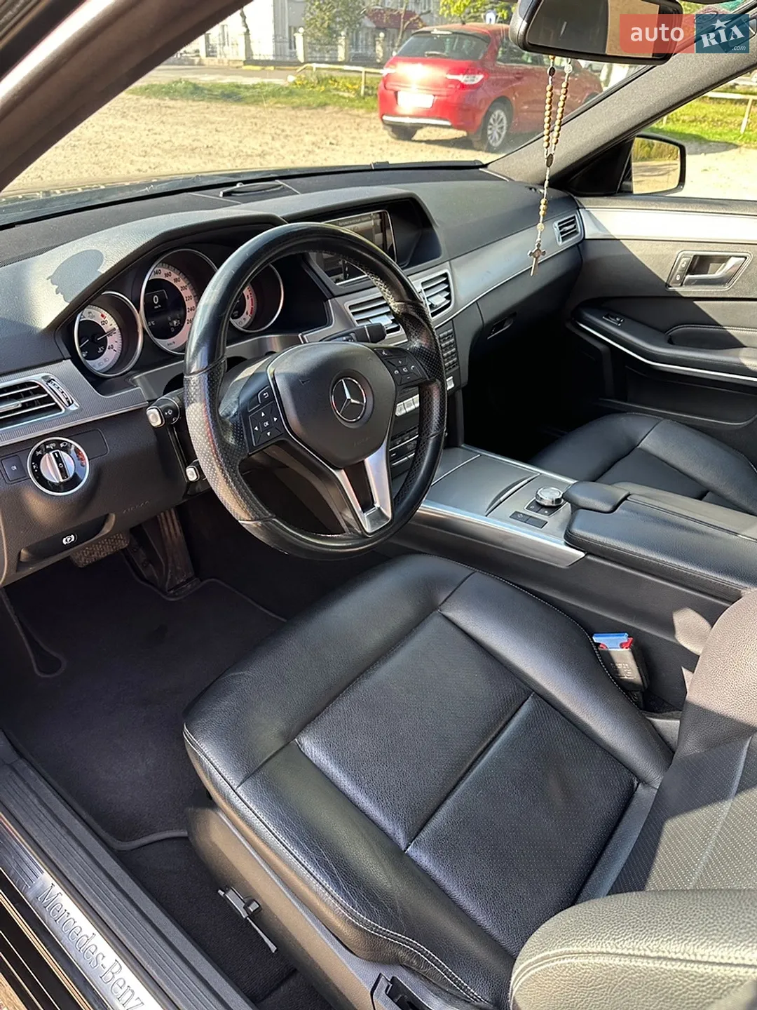 2013 Mercedes-Benz E-klasse - мініатюра 23