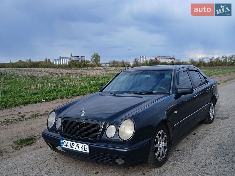 Mercedes-Benz E-Class 1998
