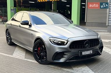 Седан Mercedes-Benz E-Class 2023 в Киеве
