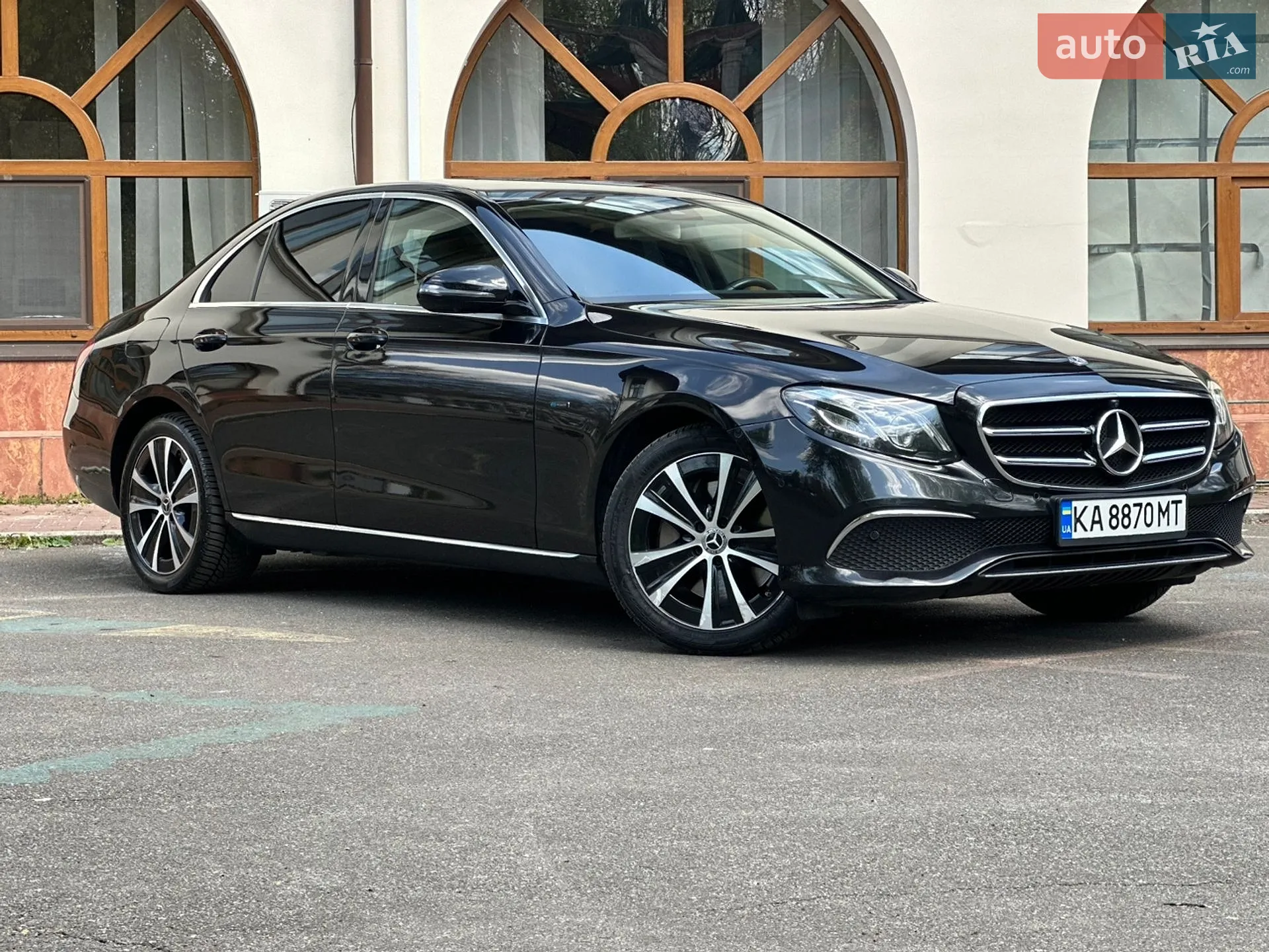 2019 Mercedes-Benz E-klasse - фото 1