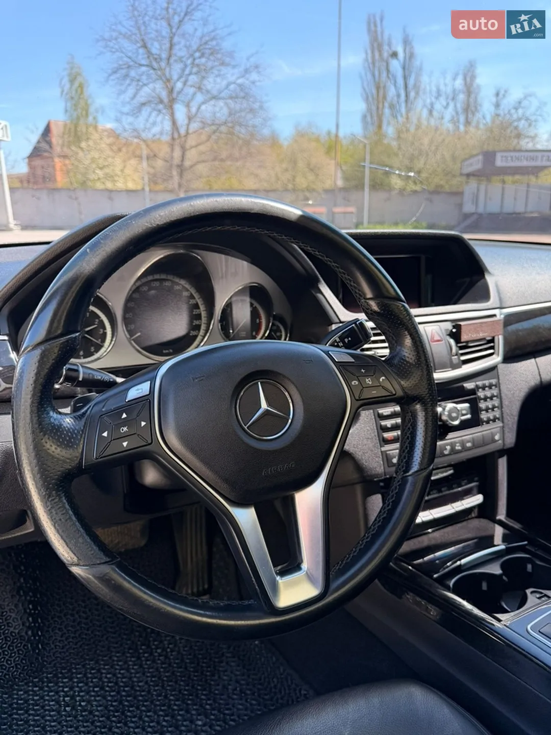 2012 Mercedes-Benz E-klasse - мініатюра 16