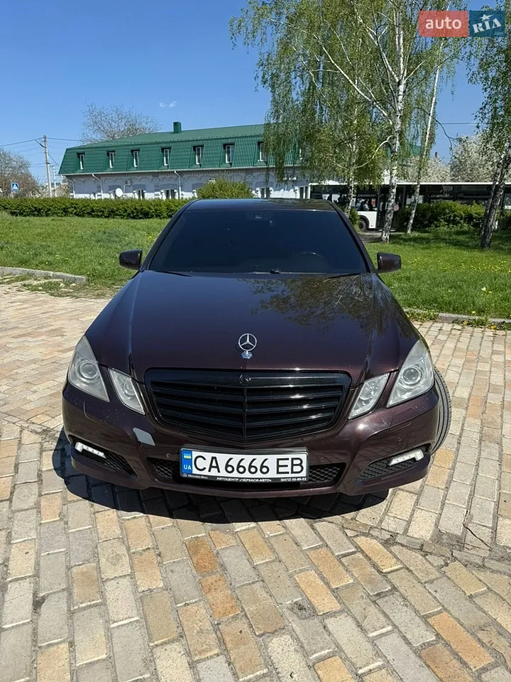 2010 Mercedes-Benz E-klasse - мініатюра 17