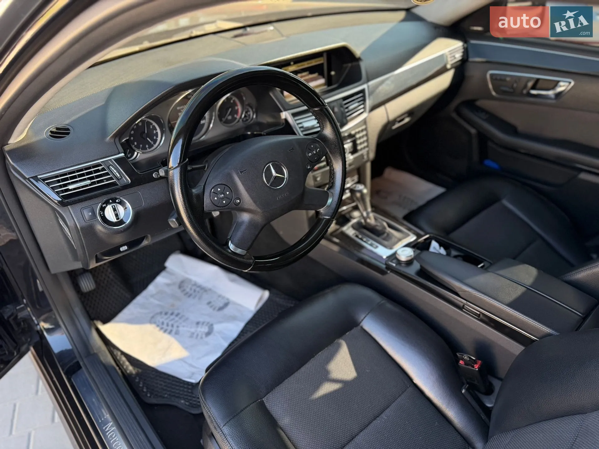 2010 Mercedes-Benz E-klasse - мініатюра 8