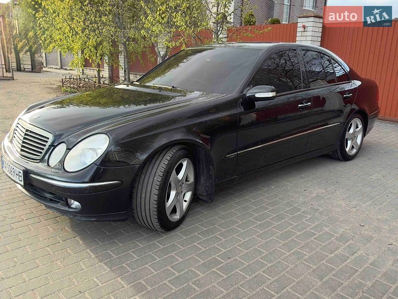 Mercedes-Benz E-Class 2004